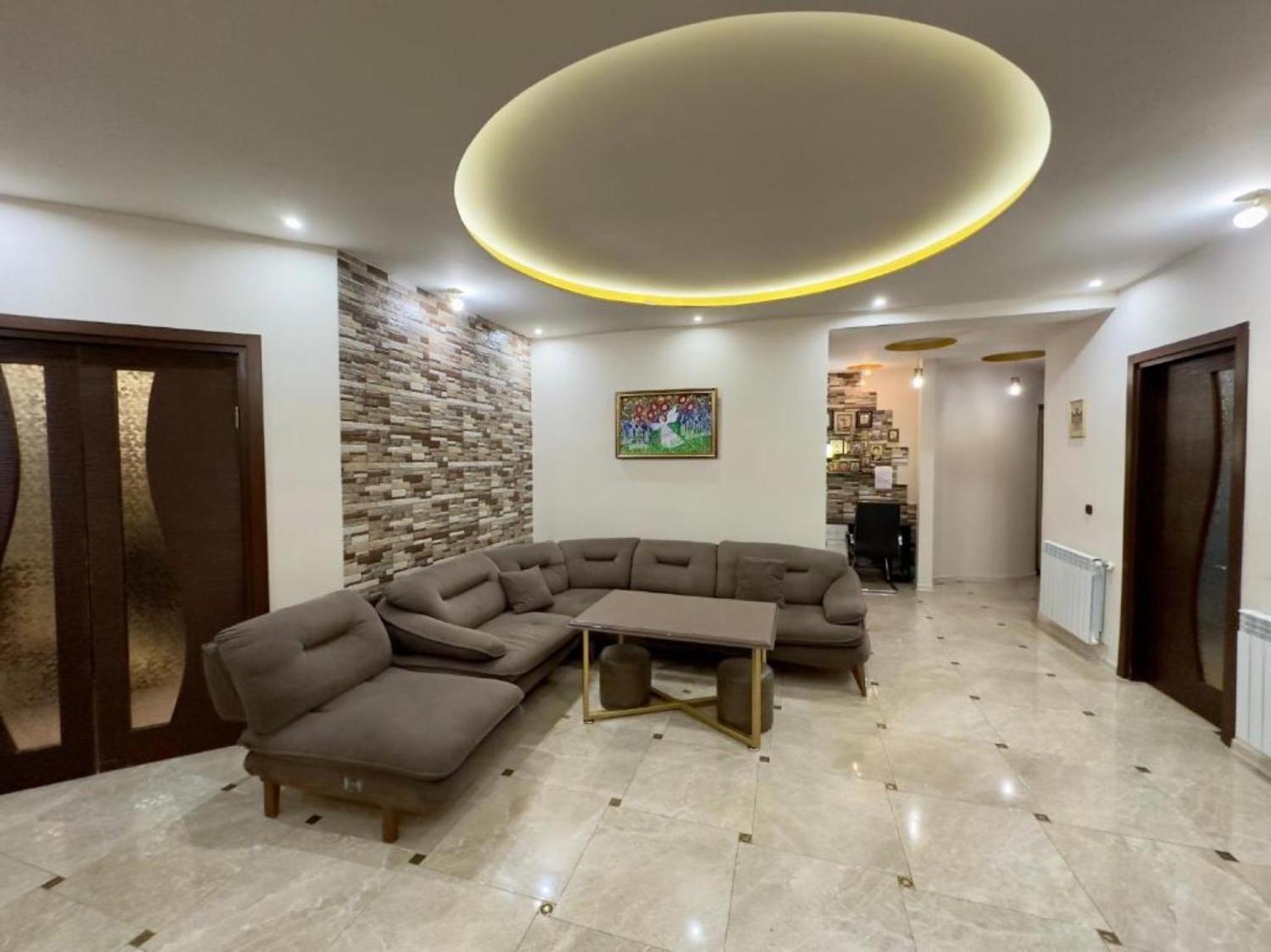 Grand Home 巴统 客房 照片